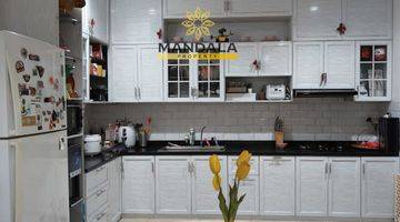 Gambar 1 Dijual Rumah Full Furnish, Bagus di Cluster Patagonia Delatinos Bsd