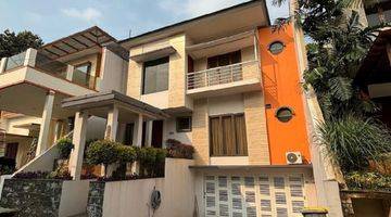 Gambar 1 Rumah Cantik Dalam Townhouse 2 Lantai Siap Huni 