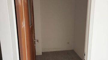 Gambar 3 JUAL MURAH 2 BR Apartemen Puncak CBD , lantai 52, Wiyung, Surabaya barat