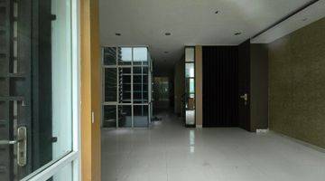 Gambar 3 Dijual Rumah Townhouse di Tomang, Jakarta Barat Dekat Ta Dan Cp 