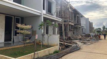 Gambar 4 Springwood Mahoni Tipe 160