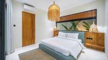 Gambar 3 Tastefully Designed Modern Living Seminyak Bali 