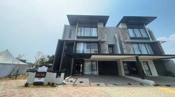 Gambar 1 Rumah 3 Lantai di Vastu @Garden City, Cakung