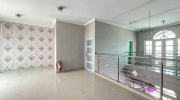 Gambar 5 DIJUAL cepat!! Rumah 2 lantai hook puri Casablanca hadap selatan LT 330 M2 depan awal bross Batam kota