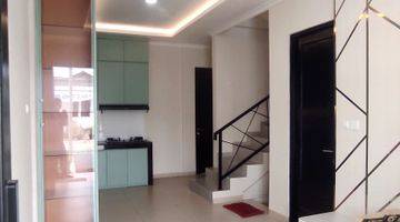 Gambar 2 Rumah 2lt 4+1 Bedrooms Di Puspitek Tangerang