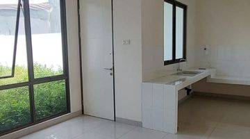 Gambar 2 Dijual murah rumah 2lantai dicluster elit Citra Raya