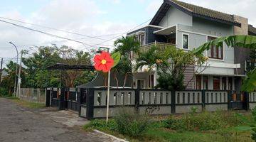 Gambar 5 Rumah 2 lantai full furnished di timur PLN Gedongkuning.