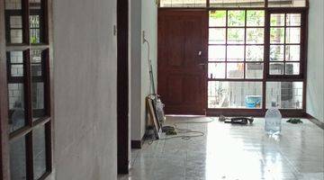 Gambar 4 Rumah Strategis Sudah Renovasi, Taman Kopo Indah