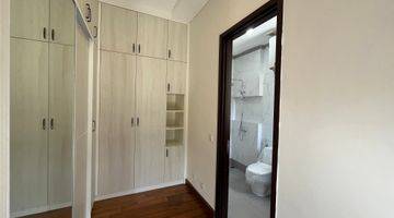 Gambar 2 Rumah Siap Huni di Pusat Bsd, Dekat Ke Aeon Mal, Sudah Furnished