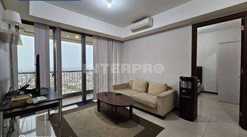 ruang keluarga apartement st moritz 2 br