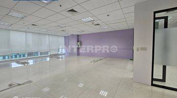 foto lainnya sewa kantor puri indah financial