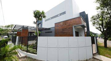 Gambar 3 Rumah Modern Di Kencana Loka, Bsd Tangerang Selatan