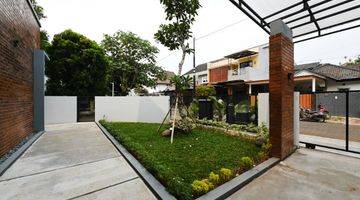 Gambar 4 Rumah Modern Di Kencana Loka, Bsd Tangerang Selatan