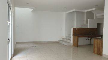 Gambar 3 Rumah Layar Permai Pik 4br 3 Lantai Unfurnished For Sale