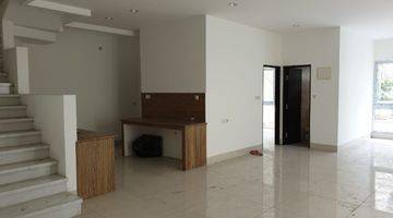 Gambar 4 Rumah Layar Permai Pik 4br 3 Lantai Unfurnished For Sale