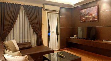 Gambar 2 Disewa Apartemen Full Furnished 3bedroom Sudirman Park, Jakarta 