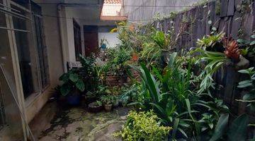 Gambar 4 Dijual Rumah Tua Mainroad Kota Bandung