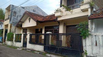 tampak depan di jual cepat rumah dekat