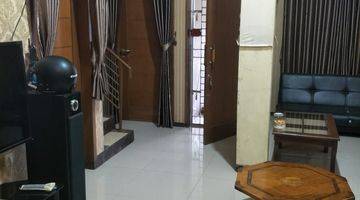 Gambar 1 Di Jual Cepat Rumah Minimalis Dua Lantai Di Sayap Margahayu Raya