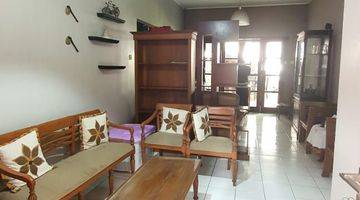 Gambar 2 Dijual Rumah 1.5 Lantai di Griya Loka, BSD City