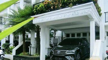 Gambar 1 Rumah Cantik 3 Lantai Townhouse di ciracas, Jakarta Timur