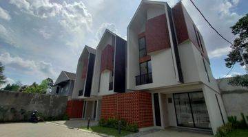 Gambar 1 Rumah Dijual Lokasi Bintaro Design Skandinavian Harga Oke