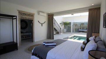 Gambar 4 Secure Living 3 Bedrooms Luxury Rice Field View In The Complex Of Villas At Canggu