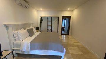 Gambar 4 3 Bedrooms Modern Minimalist style