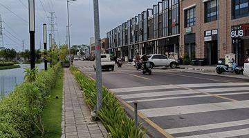 Gambar 3 Rumah Resort Harvest Selangkah Dari Jalan Tol & Dekat Superindo