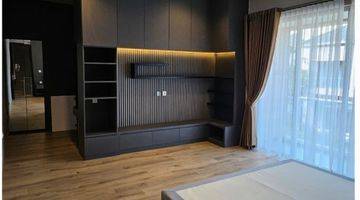 Gambar 5 Furnished Rumah Golf Island 10x15 Design Interior Mewah  Utara