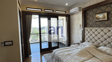 Gambar 5 Rumah Lux Cluster Kolam Renang Furnished SHM di Ciumbuleuit, Bandung