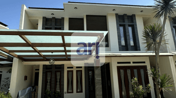 Gambar 2 Rumah Lux Cluster Kolam Renang Furnished SHM di Ciumbuleuit, Bandung