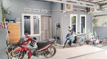 Gambar 1 Bagus Semi Furnished SHM di Dijual Rumah Siap Huni Hook, Depok