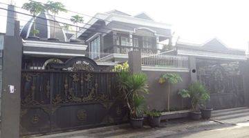 Gambar 1 Rumah Mewah Kebayoran Lama