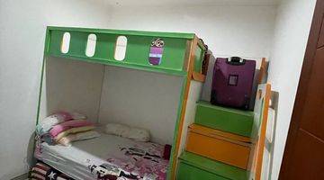 kamar tidur rumah dalam cluster dekat bintaro