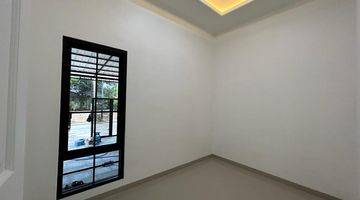 kamar tidur dijual rumah baru minimalis klasik