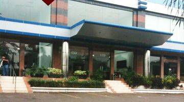 tampak depan 20 persen dibawah njop gedung
