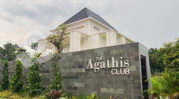 Gambar 1 Rumah Mewah American Classic 2 Lantai Dekat Golf Di Bogor