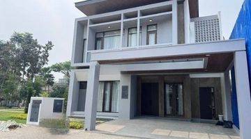 Gambar 1 Rumah 2 Lantai Luas Dan Prestige di Menteng Grand