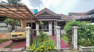 tampak depan rumah murah luas 239 m2,