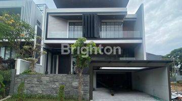 Gambar 1 RUMAH MINIMALIS WATERFRONT DEKAT SOMERSET GOLF AVENUE