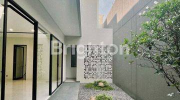 Gambar 3 RUMAH MINIMALIS WATERFRONT DEKAT SOMERSET GOLF AVENUE