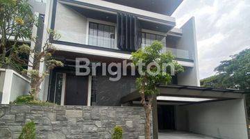 Gambar 4 RUMAH MINIMALIS WATERFRONT DEKAT SOMERSET GOLF AVENUE