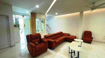 Gambar 5 Rumah Mewah Di Golf Lake Residence 0271 Aho