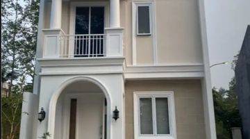 Gambar 1 Dijual rumah semi furnish di Azura Vanya Park BSD