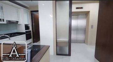 Gambar 3 Apartement Kemang Village Tower Tiffany 3 BR