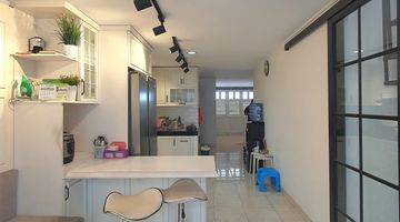 Gambar 4 Rumah modern 3 lantai dlm town house siap huni di Veteran bintaro