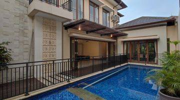 Gambar 1 Townhouse Modern Tropical Kemang Favorit Expat Prime Area