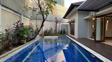 Gambar 4 Modern Tropical Townhouse Kemang Favorit Expat Prime Area