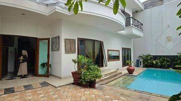 Gambar 2 Good Deal !Rumah Cantik Asri Private Pool Komplek Elite Full Fasilitas (LT:401)